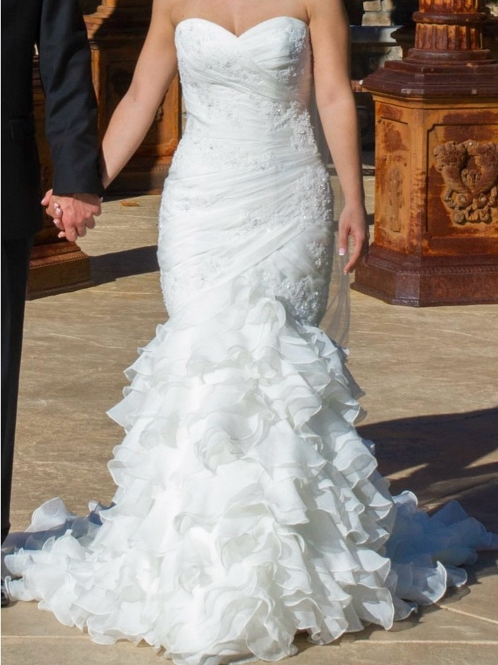 San Patrick Eresma Mermaid / Fit & Flare Wedding Dress, Pronovias collection